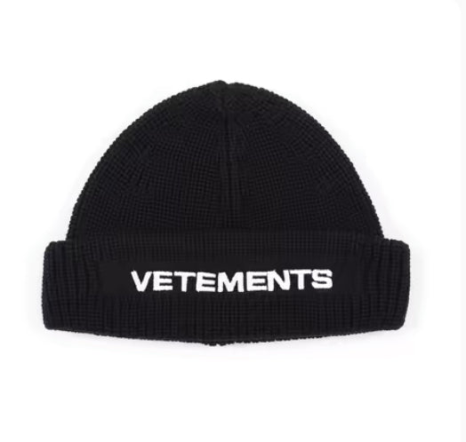 Vetements hat